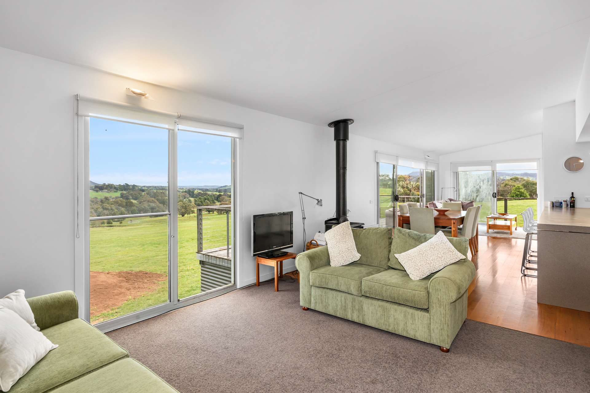 52 Armstrong Avenue, Strathbogie Auction by Farmbuy.com - image 9