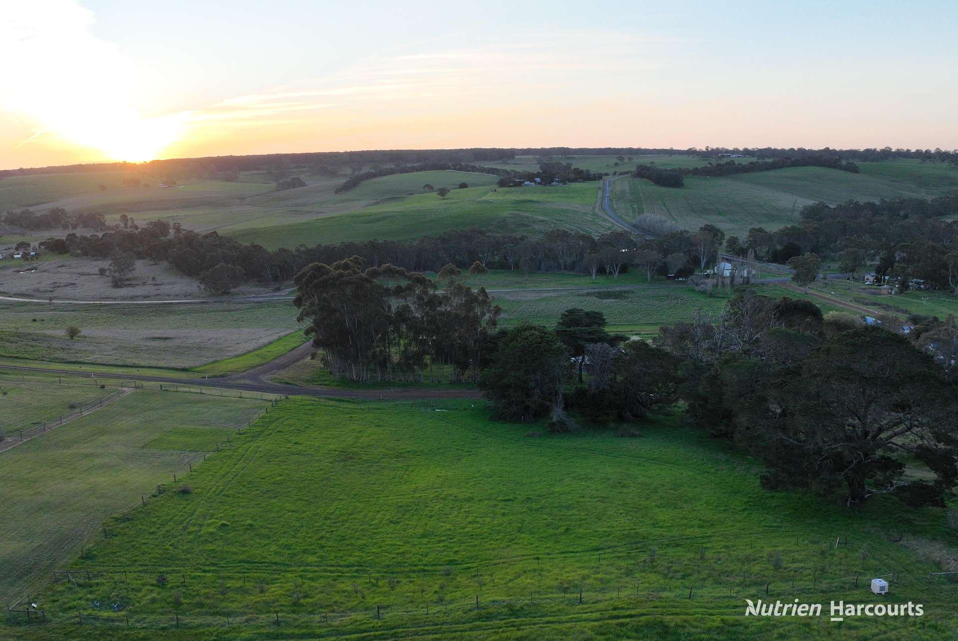 19 Sampeys Road, Chetwynd For Sale by Farmbuy.com - image 9