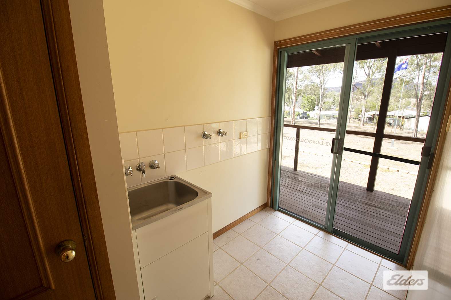 4 Natalie Court, Regency Downs For Sale by Farmbuy.com - image 11