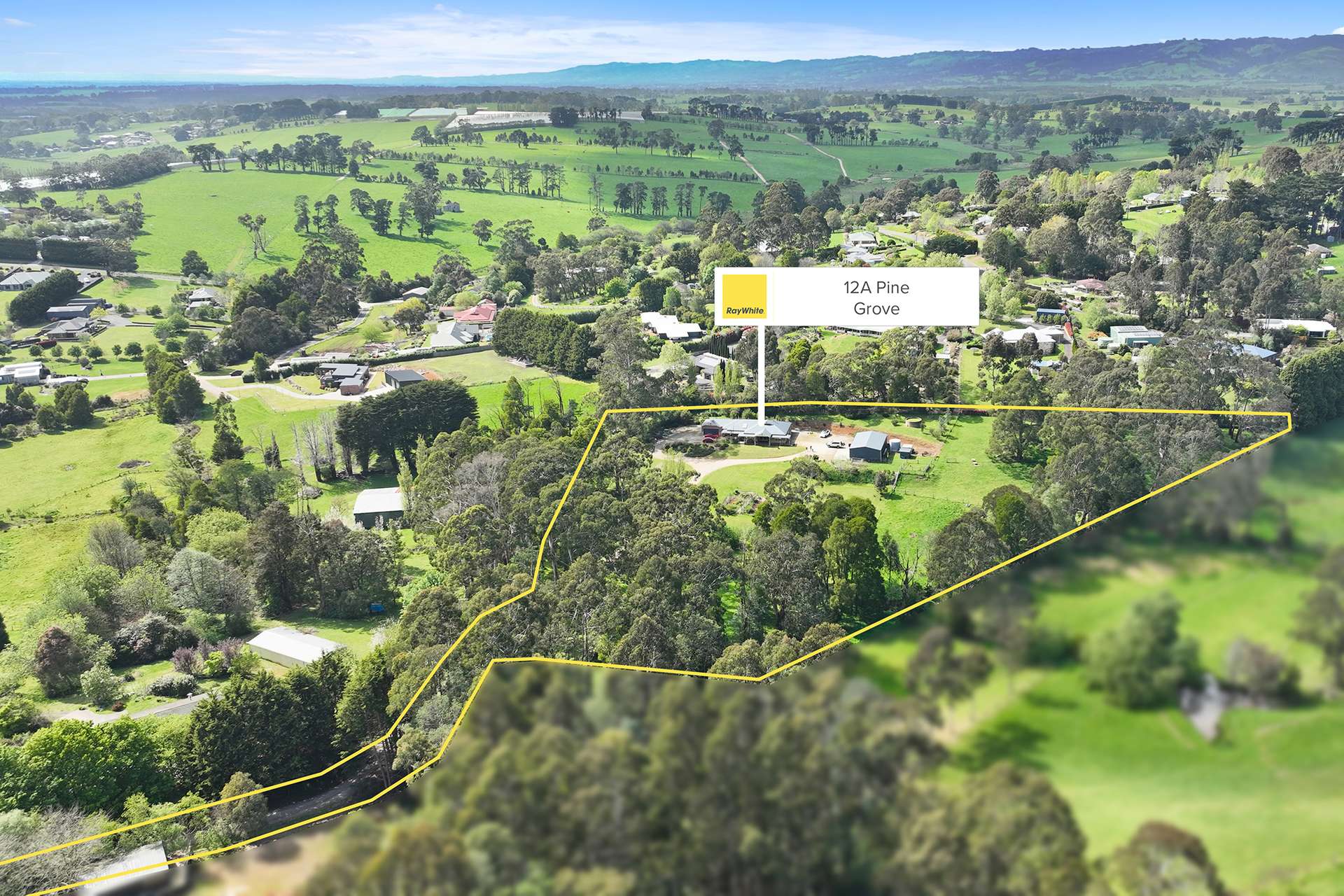 12A Pine Grove, Warragul For Sale by Farmbuy.com - image 32