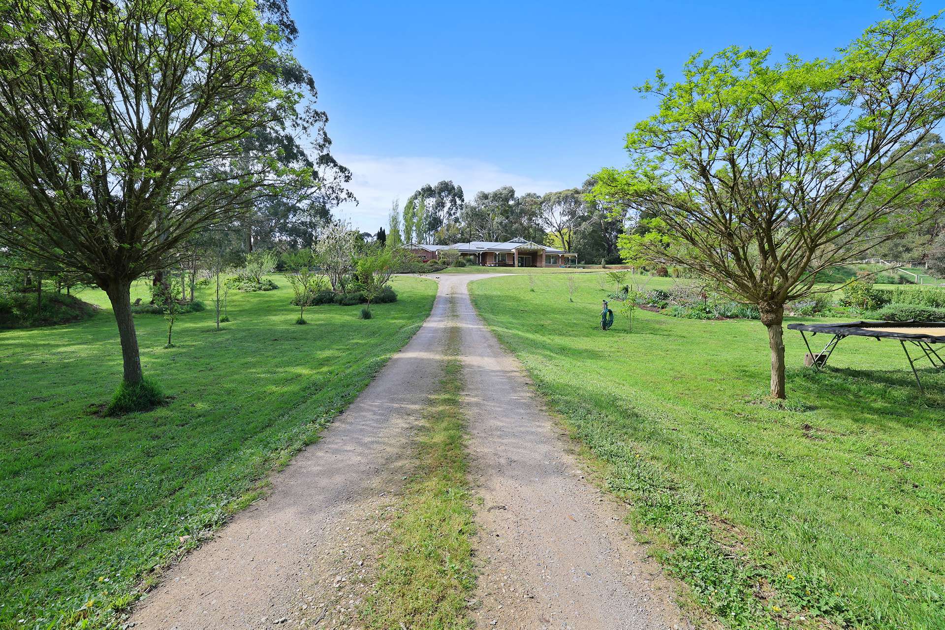 12A Pine Grove, Warragul For Sale by Farmbuy.com - image 31