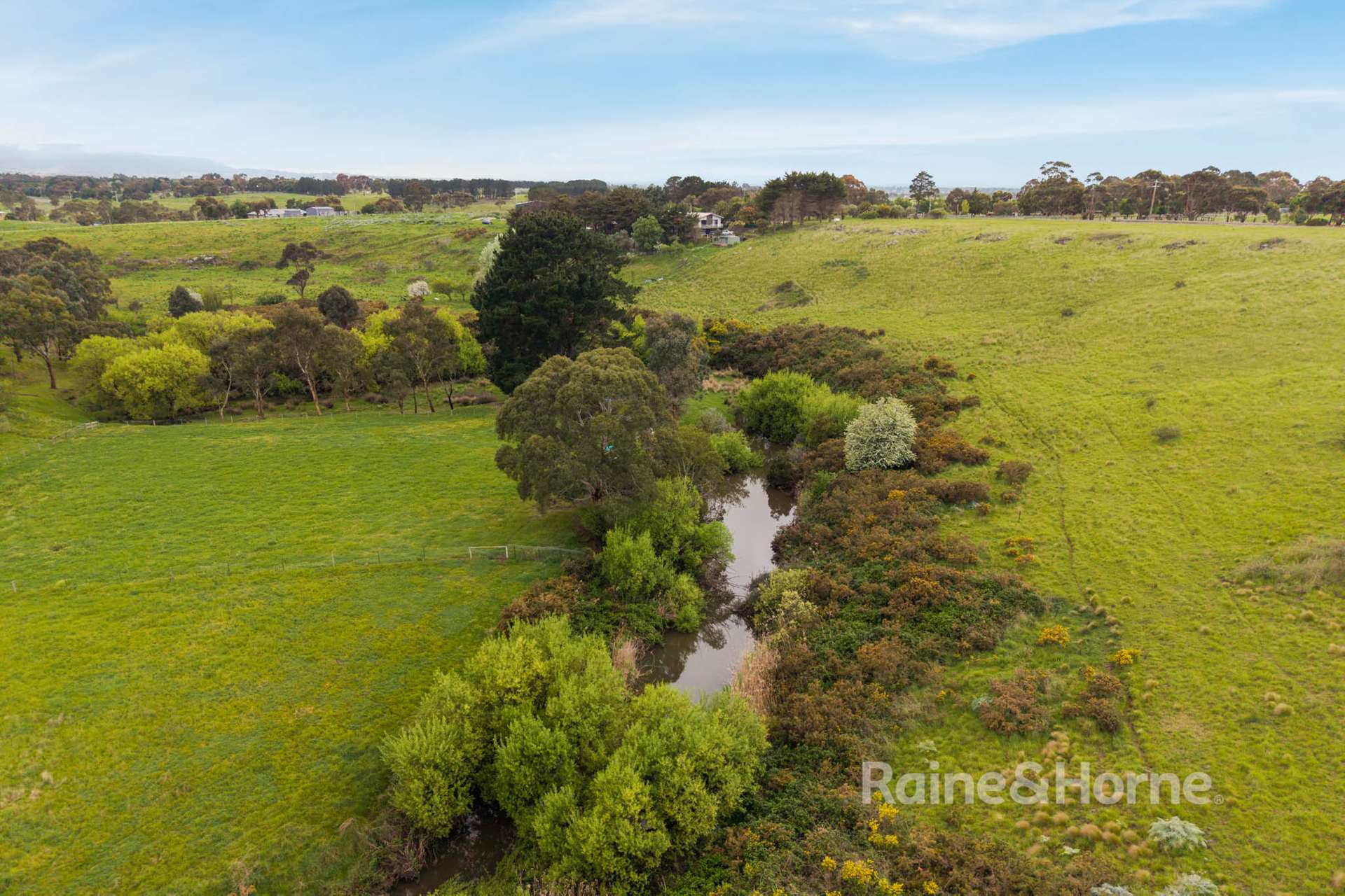 89 Kerrie Road, Riddells Creek For Sale by Farmbuy.com - image 24