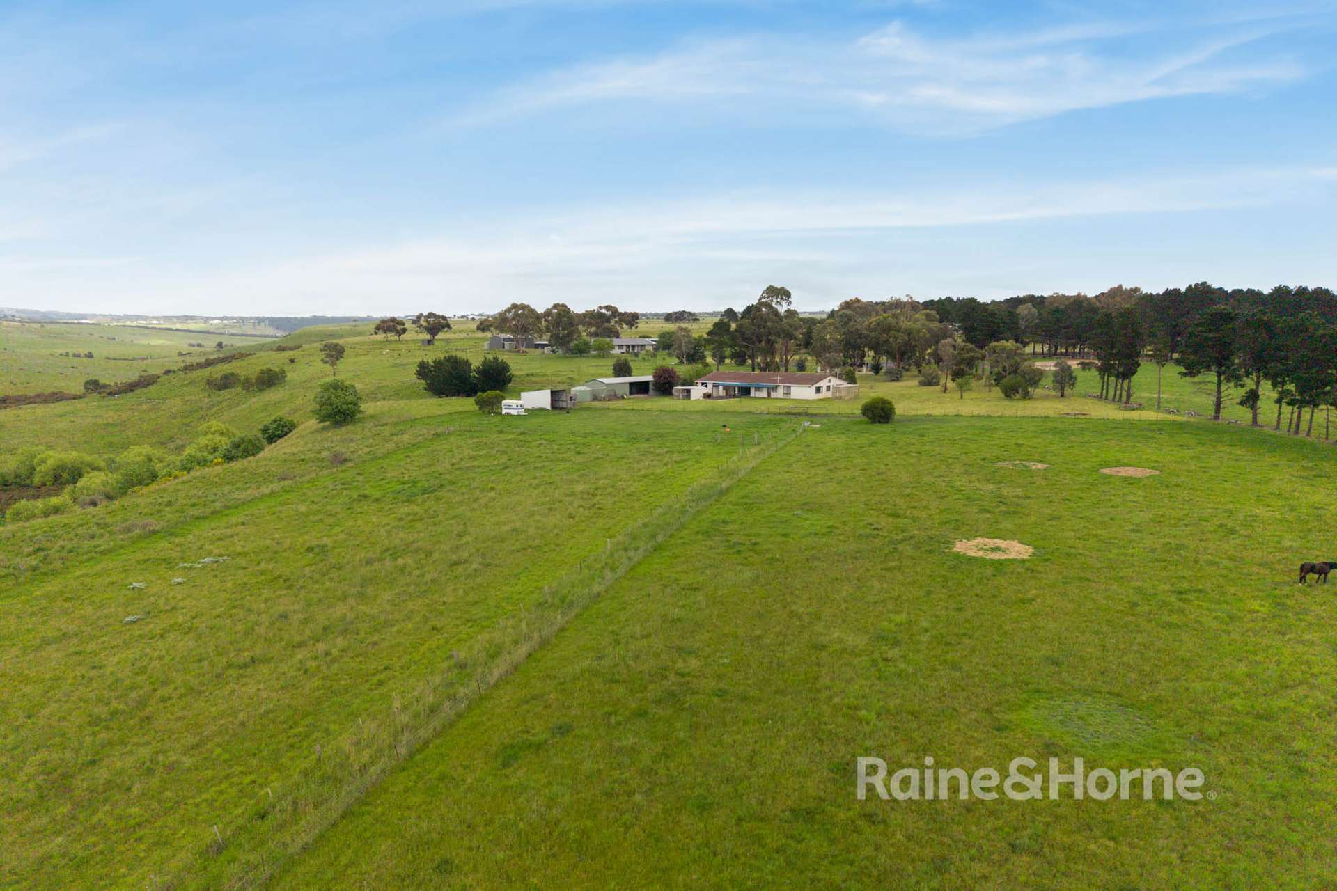 89 Kerrie Road, Riddells Creek For Sale by Farmbuy.com - image 22