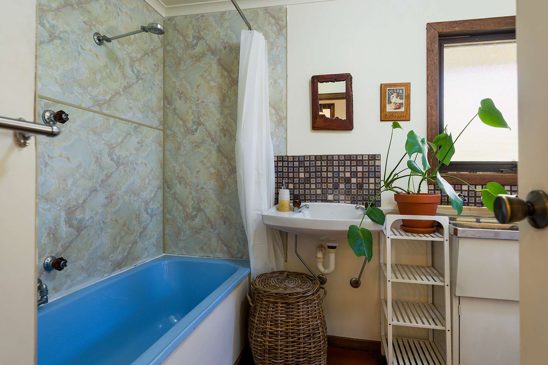 382 Specimen Gully Road, Faraday For Sale by Farmbuy.com - image 11