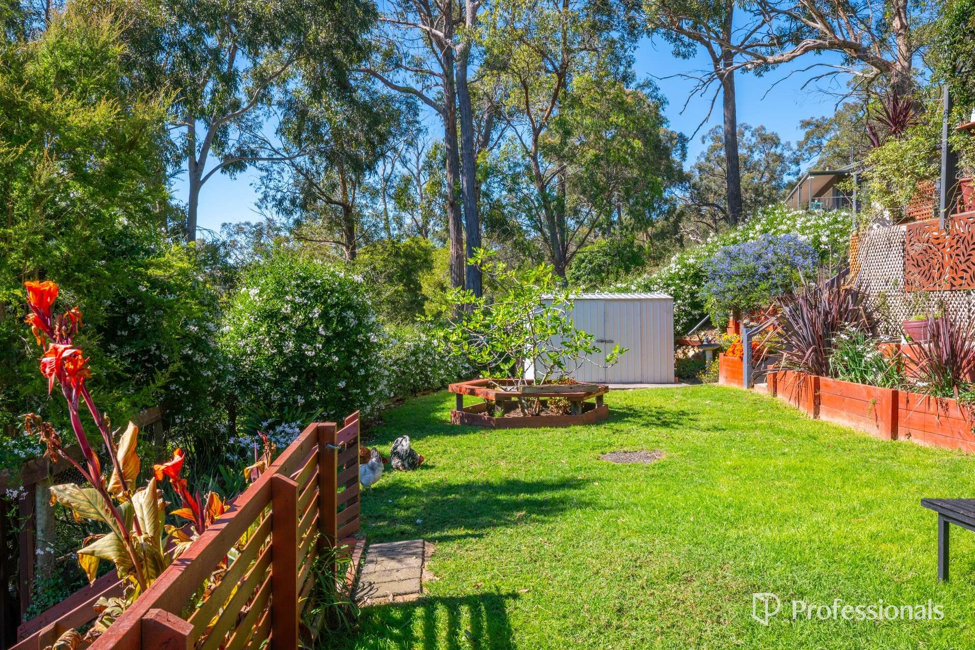 25 Victoria Street, Launching Place For Sale by Farmbuy.com - image 22