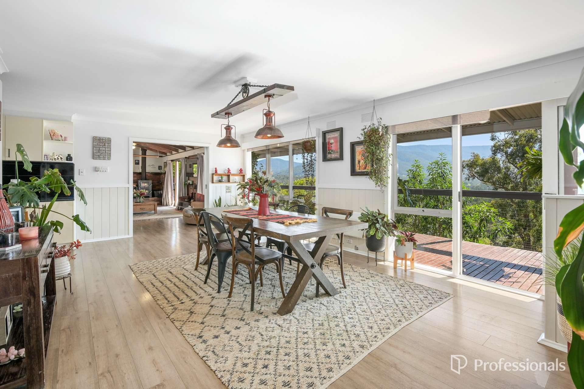 25 Victoria Street, Launching Place For Sale by Farmbuy.com - image 2