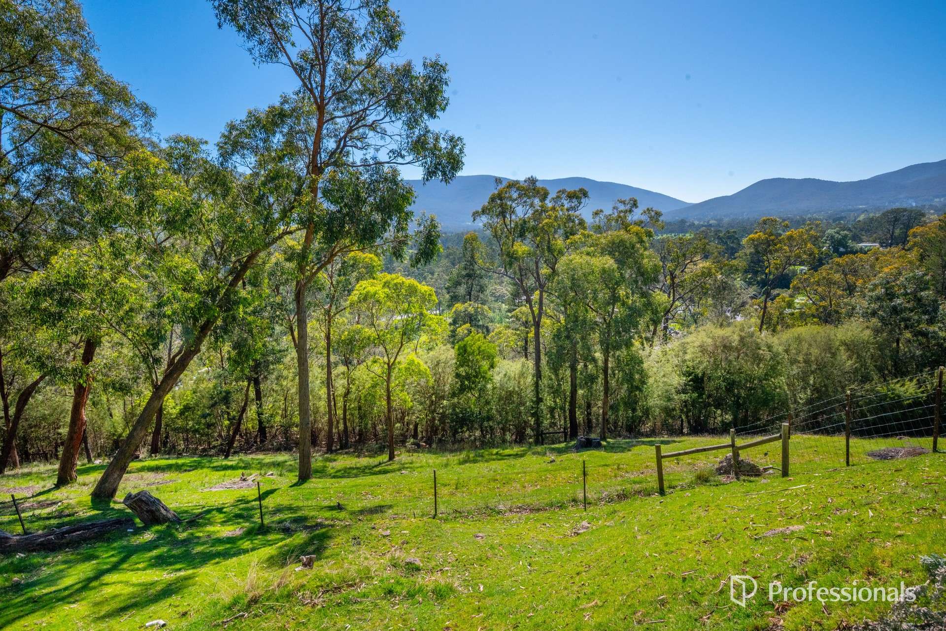 25 Victoria Street, Launching Place For Sale by Farmbuy.com - image 25