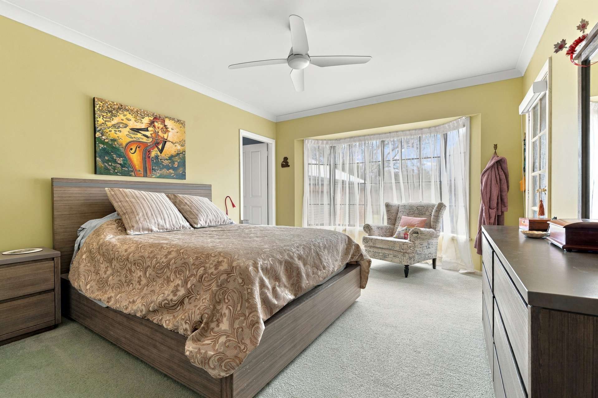 18 Greening Lane Lidster Via, Orange Auction by Farmbuy.com - image 6
