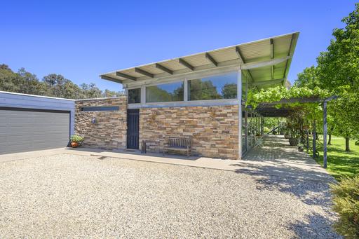 12 King Parrot Creek Road, Kerrisdale VIC 3660