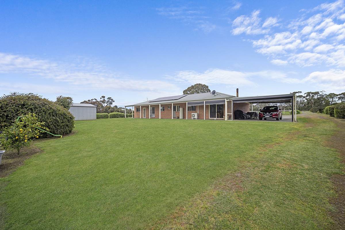 22 Thompsons Road, Hamilton For Sale by Farmbuy.com - image 25
