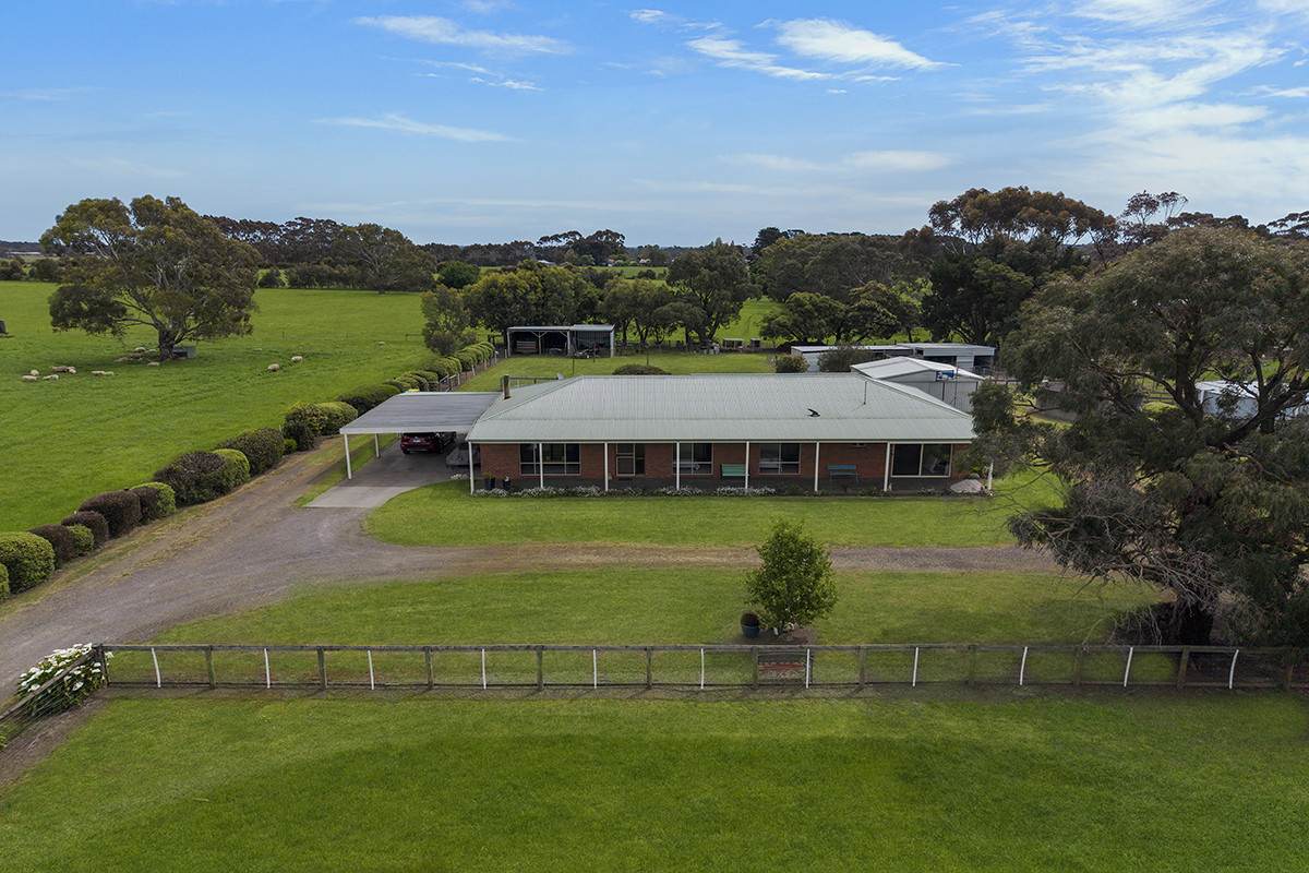 22 Thompsons Road, Hamilton For Sale by Farmbuy.com - image 3