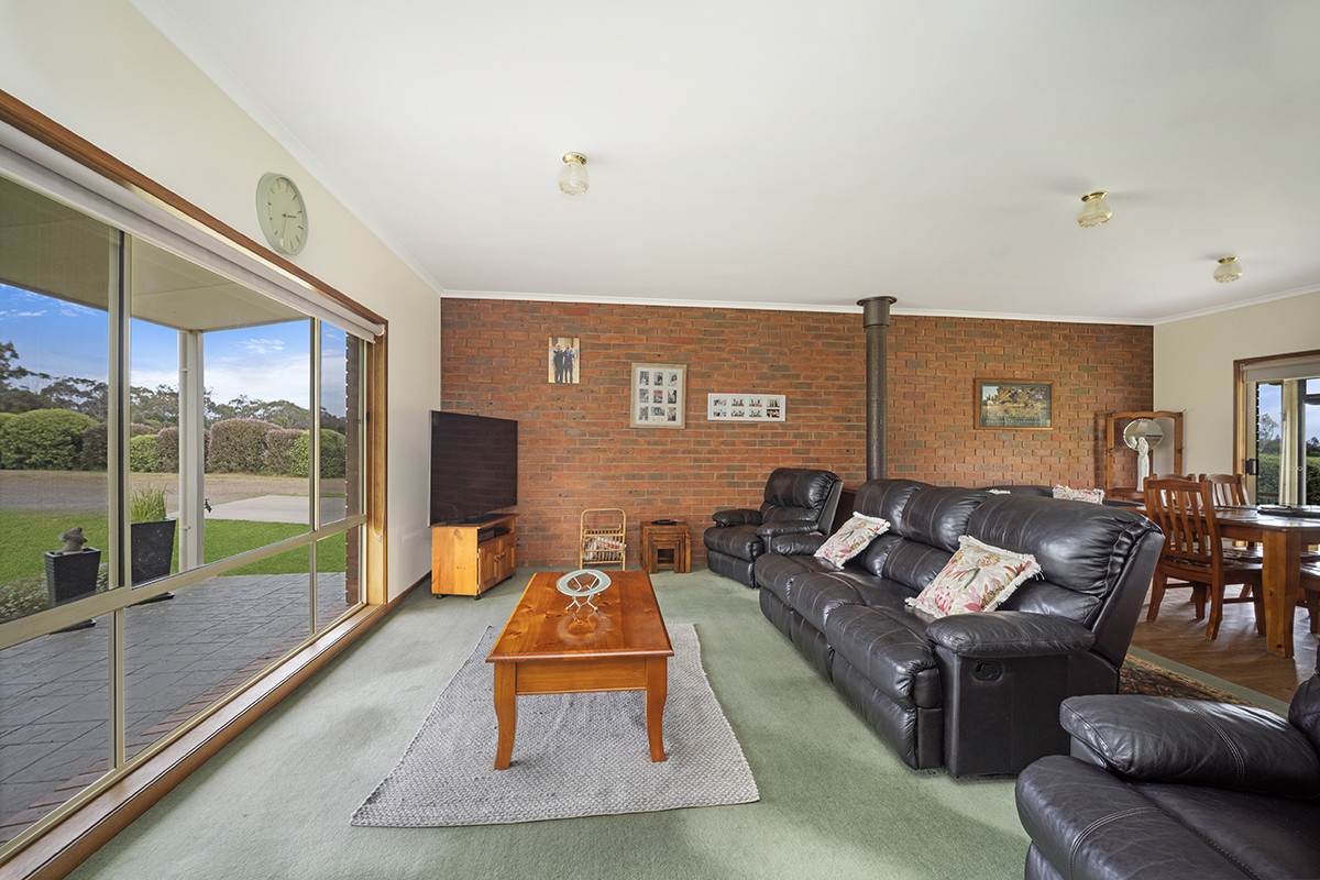 22 Thompsons Road, Hamilton For Sale by Farmbuy.com - image 11