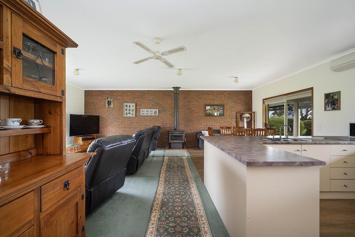 22 Thompsons Road, Hamilton For Sale by Farmbuy.com - image 13