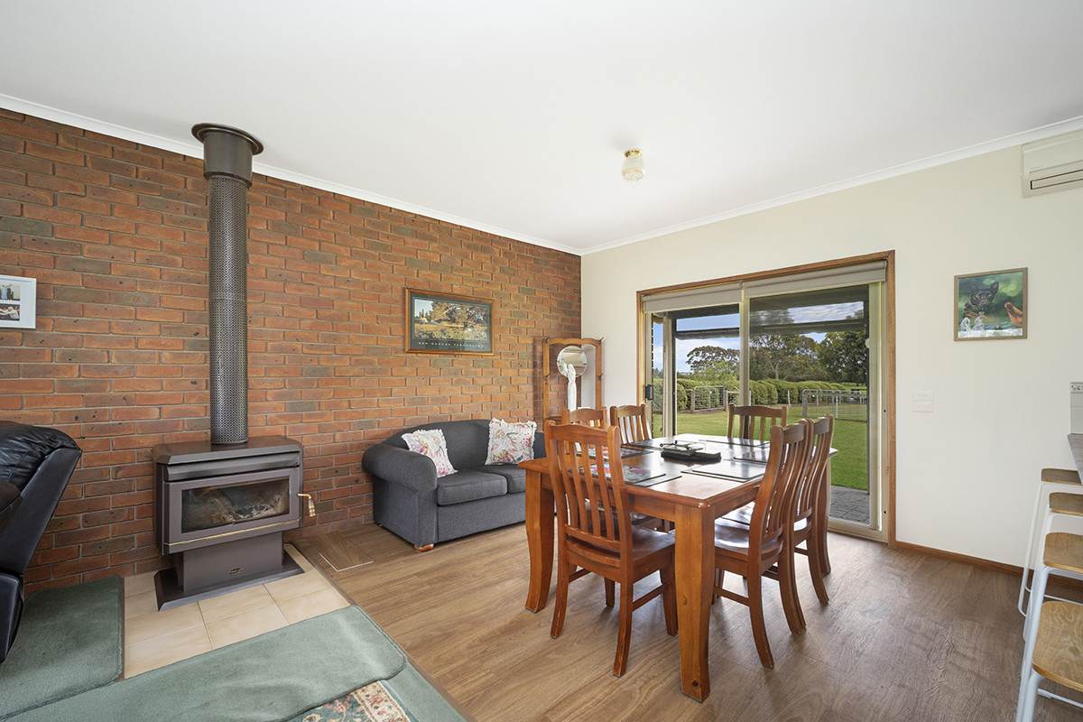 22 Thompsons Road, Hamilton For Sale by Farmbuy.com - image 6