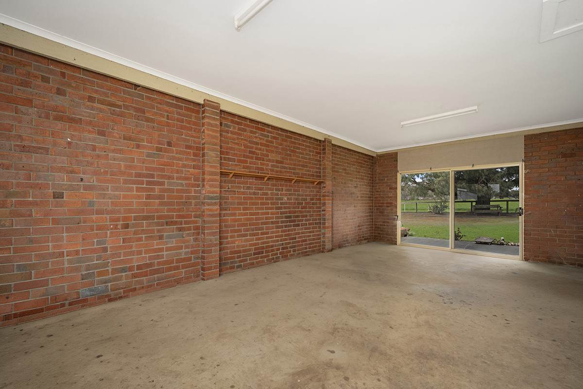 22 Thompsons Road, Hamilton For Sale by Farmbuy.com - image 22