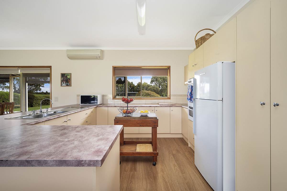22 Thompsons Road, Hamilton For Sale by Farmbuy.com - image 8
