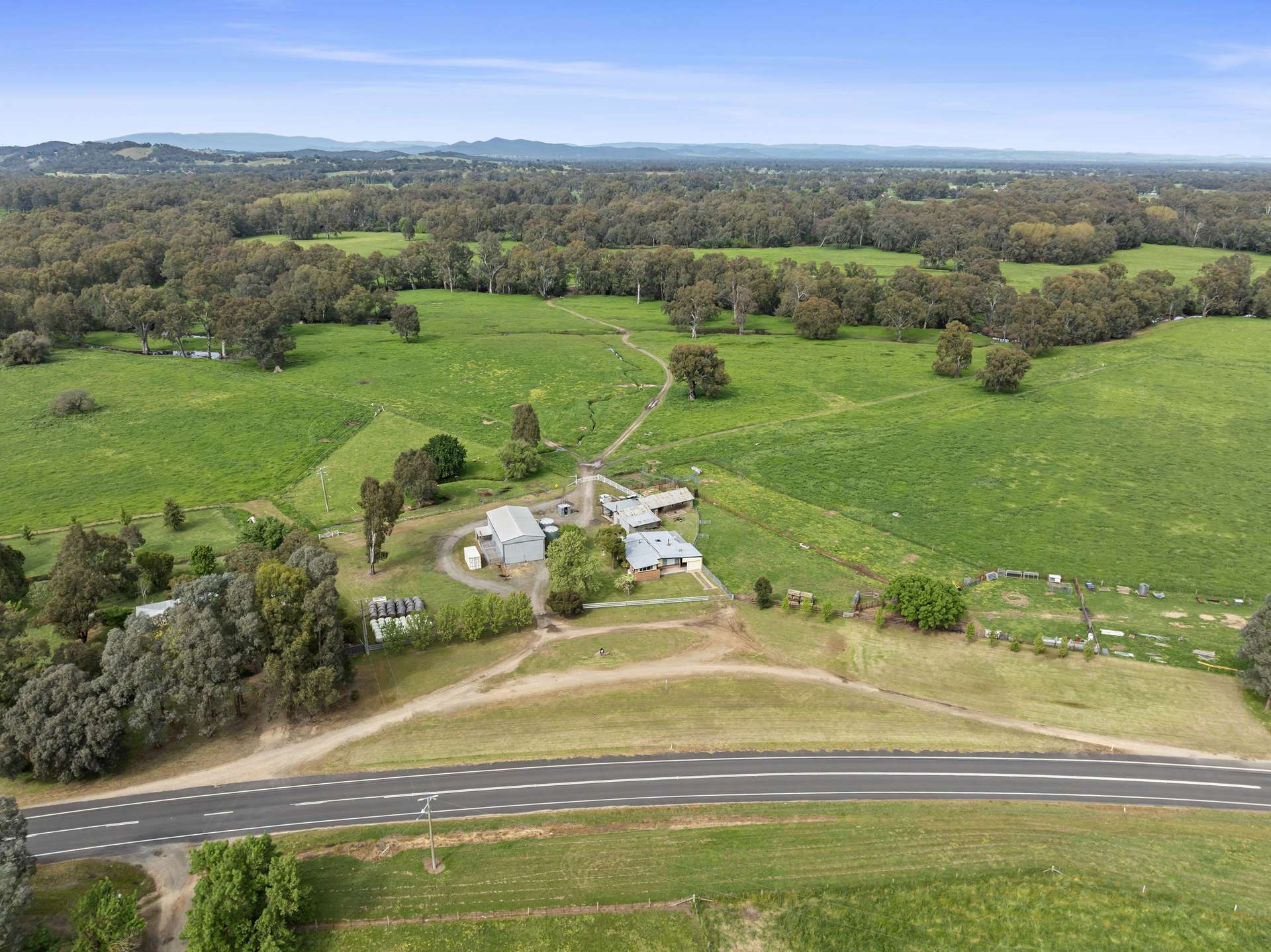 1970 Great Alpine Road, Everton For Sale by Farmbuy.com - image 25