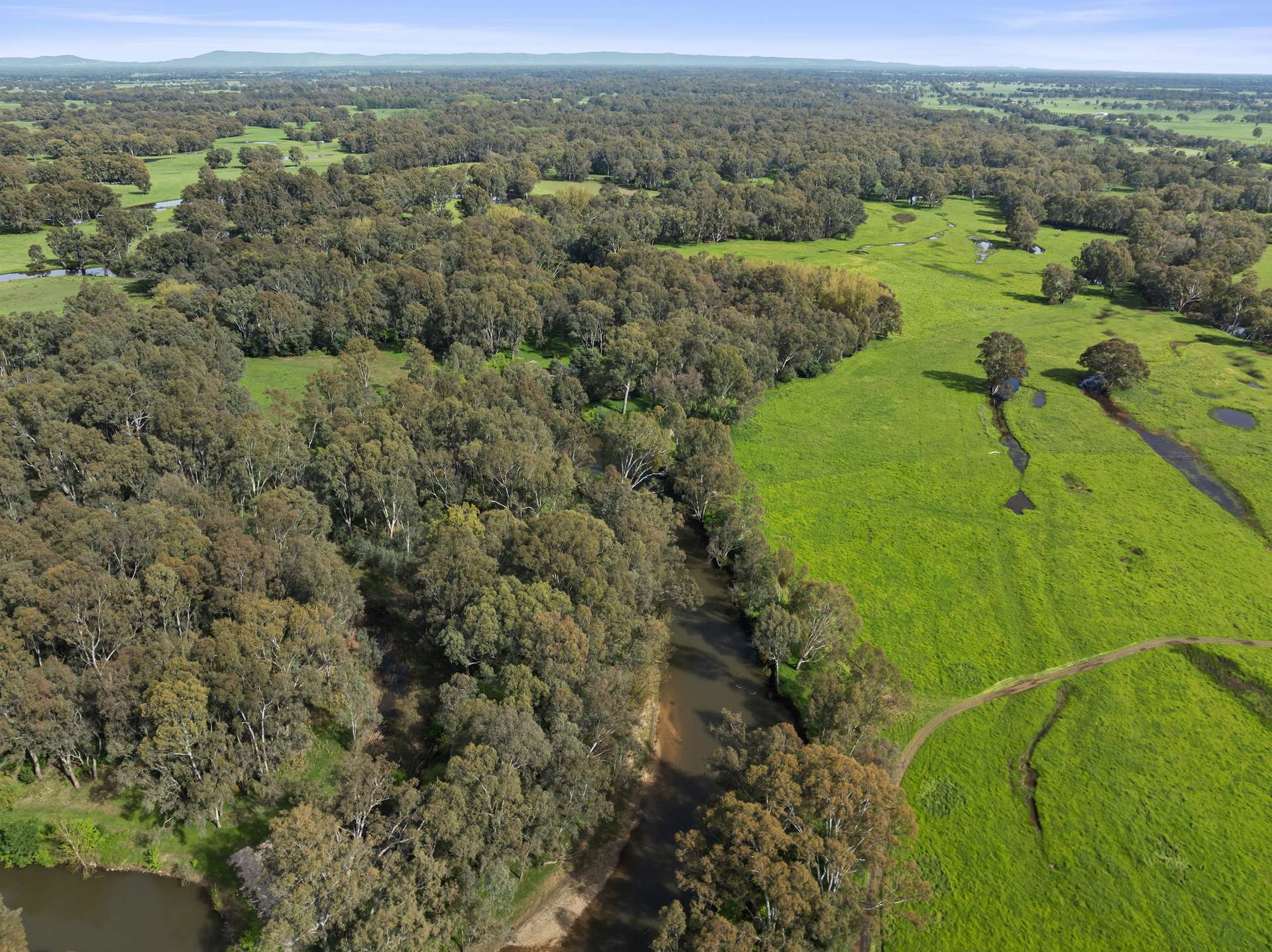 1970 Great Alpine Road, Everton For Sale by Farmbuy.com - image 27