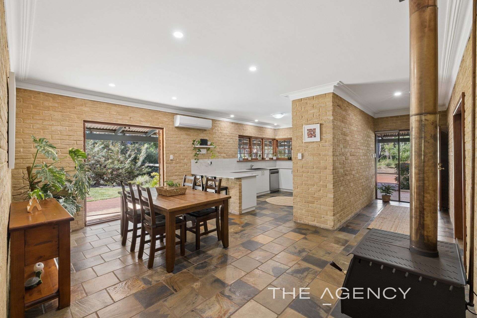 220 Cromwell Road, Sawyers Valley For Sale by Farmbuy.com - image 7