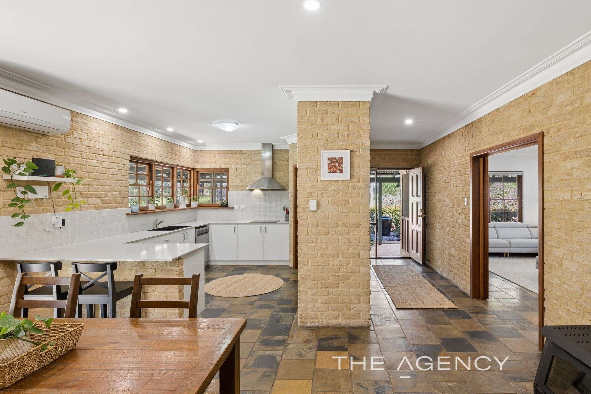 220 Cromwell Road, Sawyers Valley For Sale by Farmbuy.com - image 2