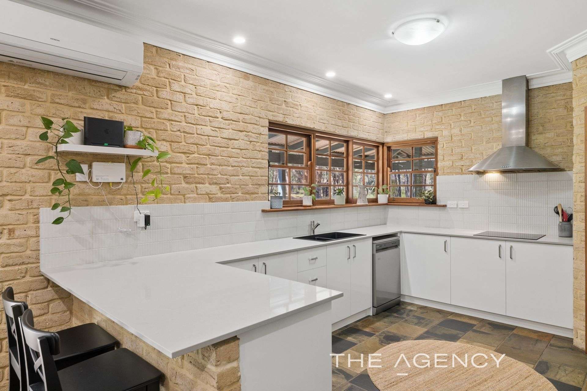 220 Cromwell Road, Sawyers Valley For Sale by Farmbuy.com - image 4