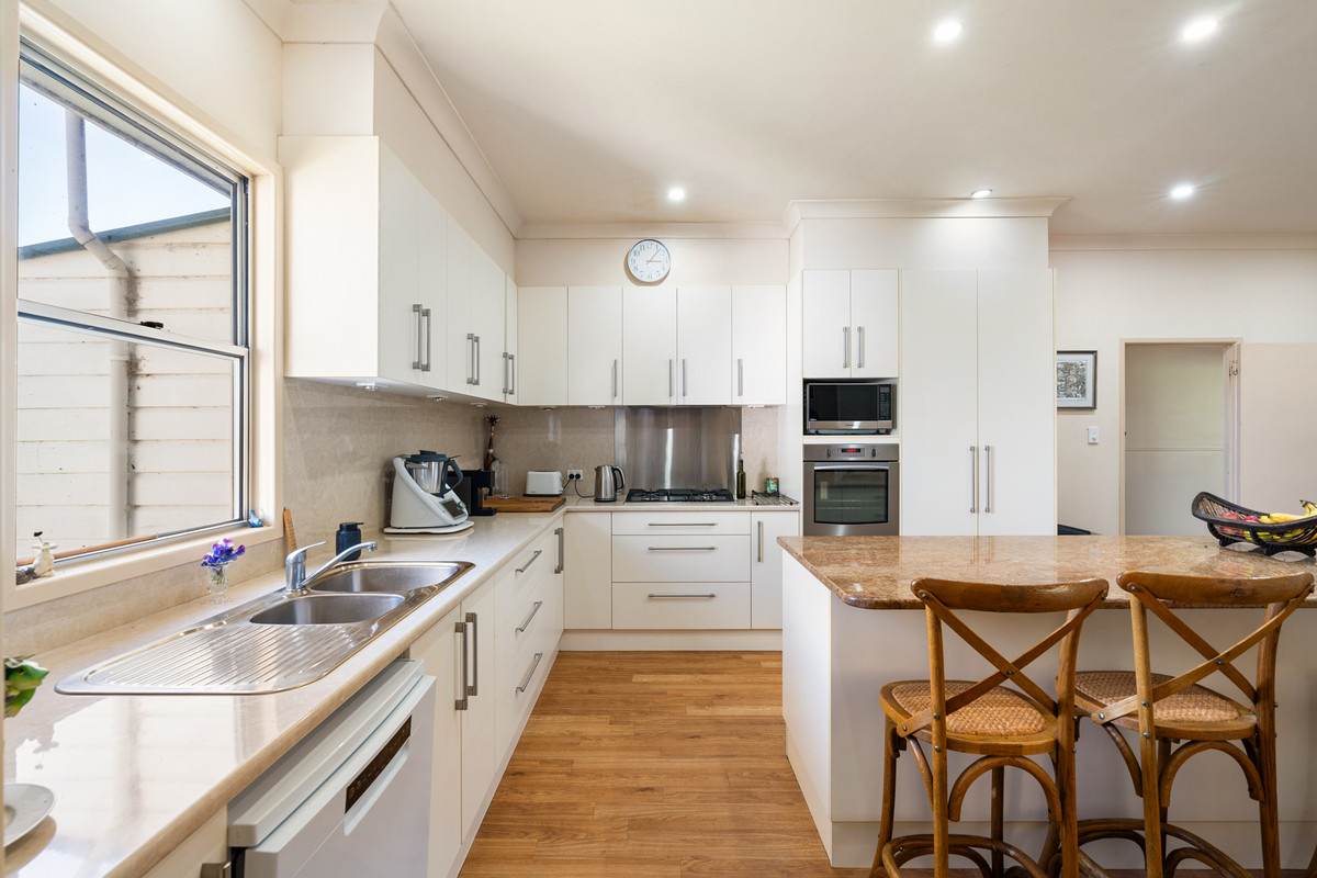 1635 Clifton Leyburn Road, Ellangowan For Sale by Farmbuy.com - image 17