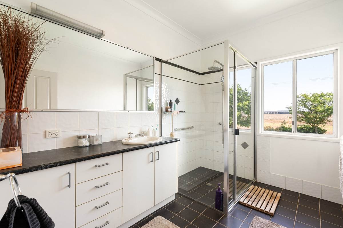 1635 Clifton Leyburn Road, Ellangowan For Sale by Farmbuy.com - image 18
