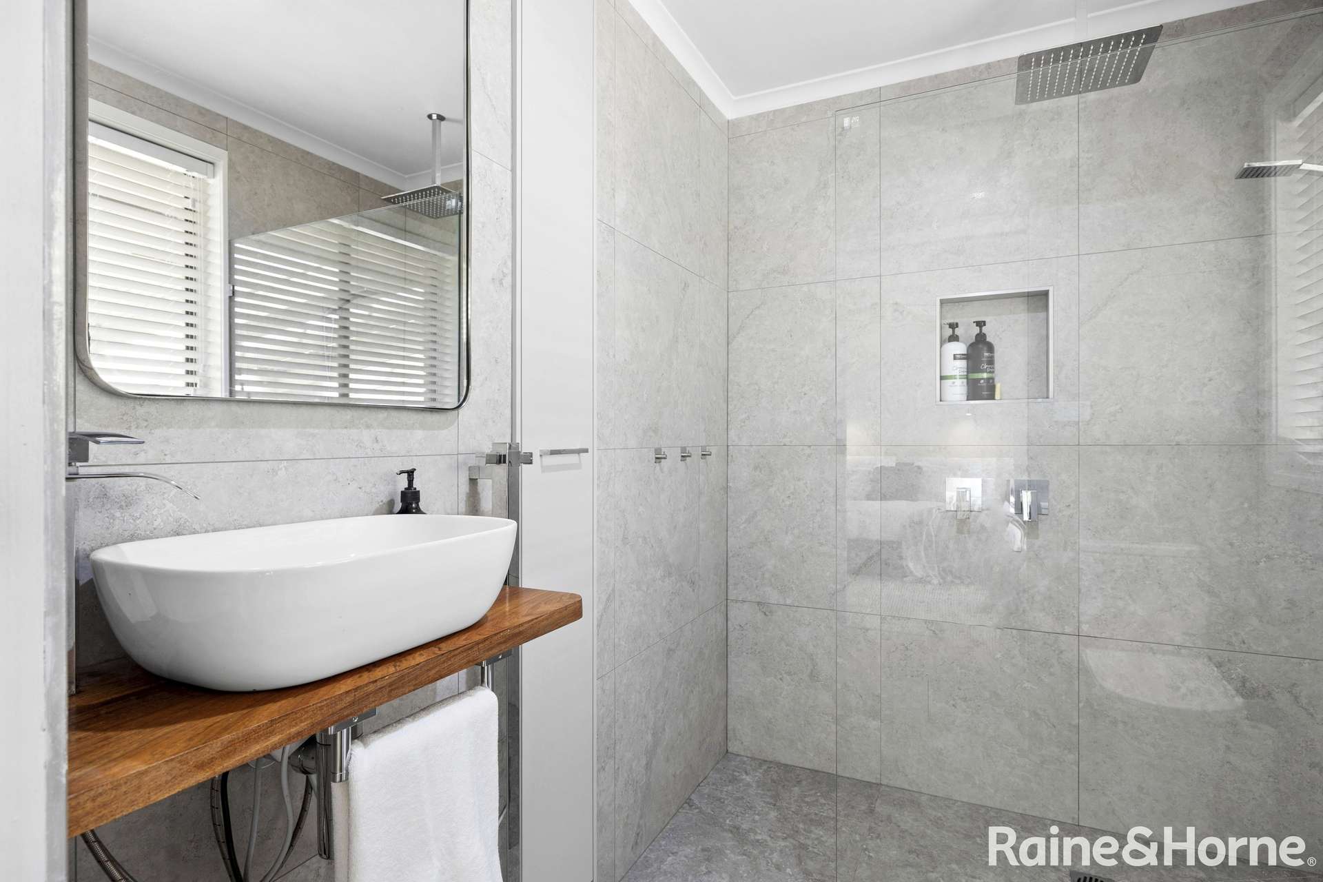 18 Louise Lane, Lancefield For Sale by Farmbuy.com - image 14