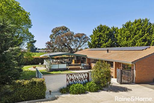 Farm For Sale - VIC - Lancefield - 3435 - Space, Style & Country Living on Over One Acre In The Township 