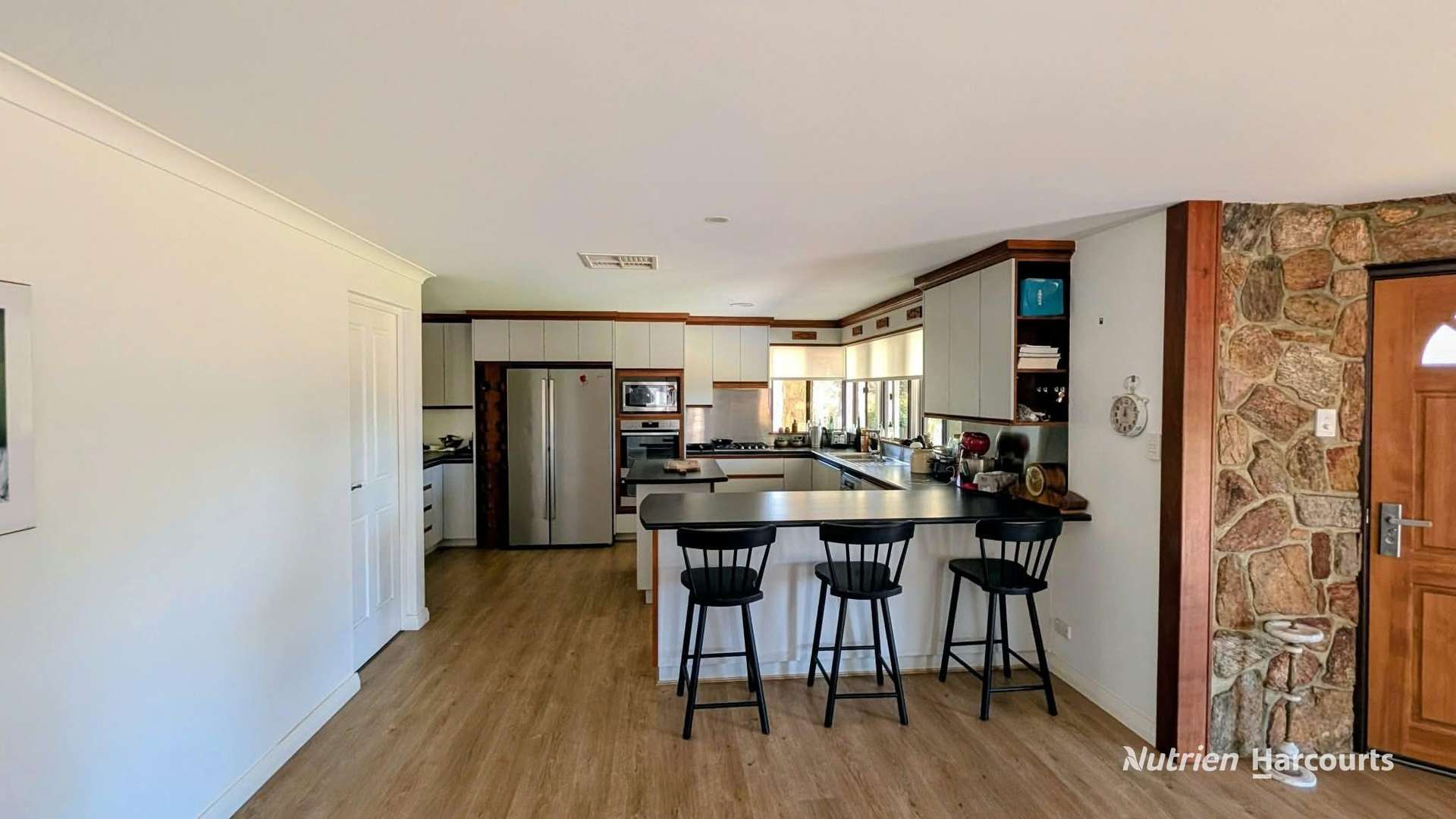 6592 Great Northern Highway, Bindoon For Sale by Farmbuy.com - image 9