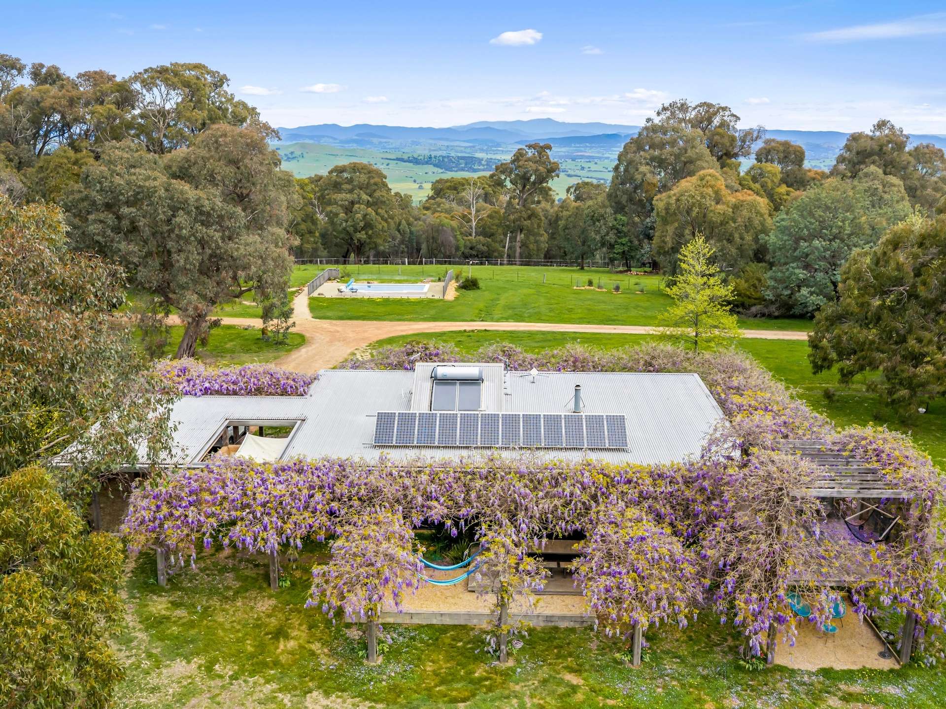 36 Bushland Close, Tolmie For Sale by Farmbuy.com - image 1