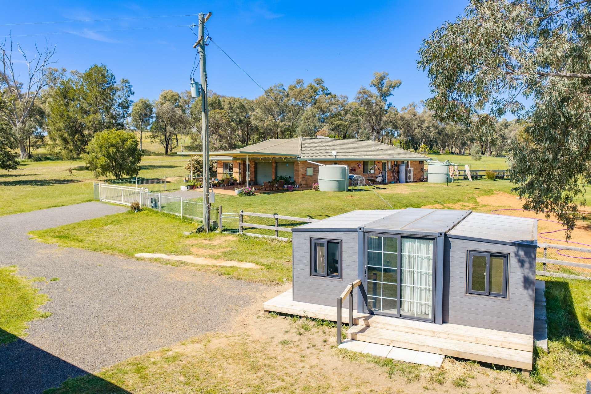 2321 George Russell Drive, Canowindra For Sale by Farmbuy.com - image 17