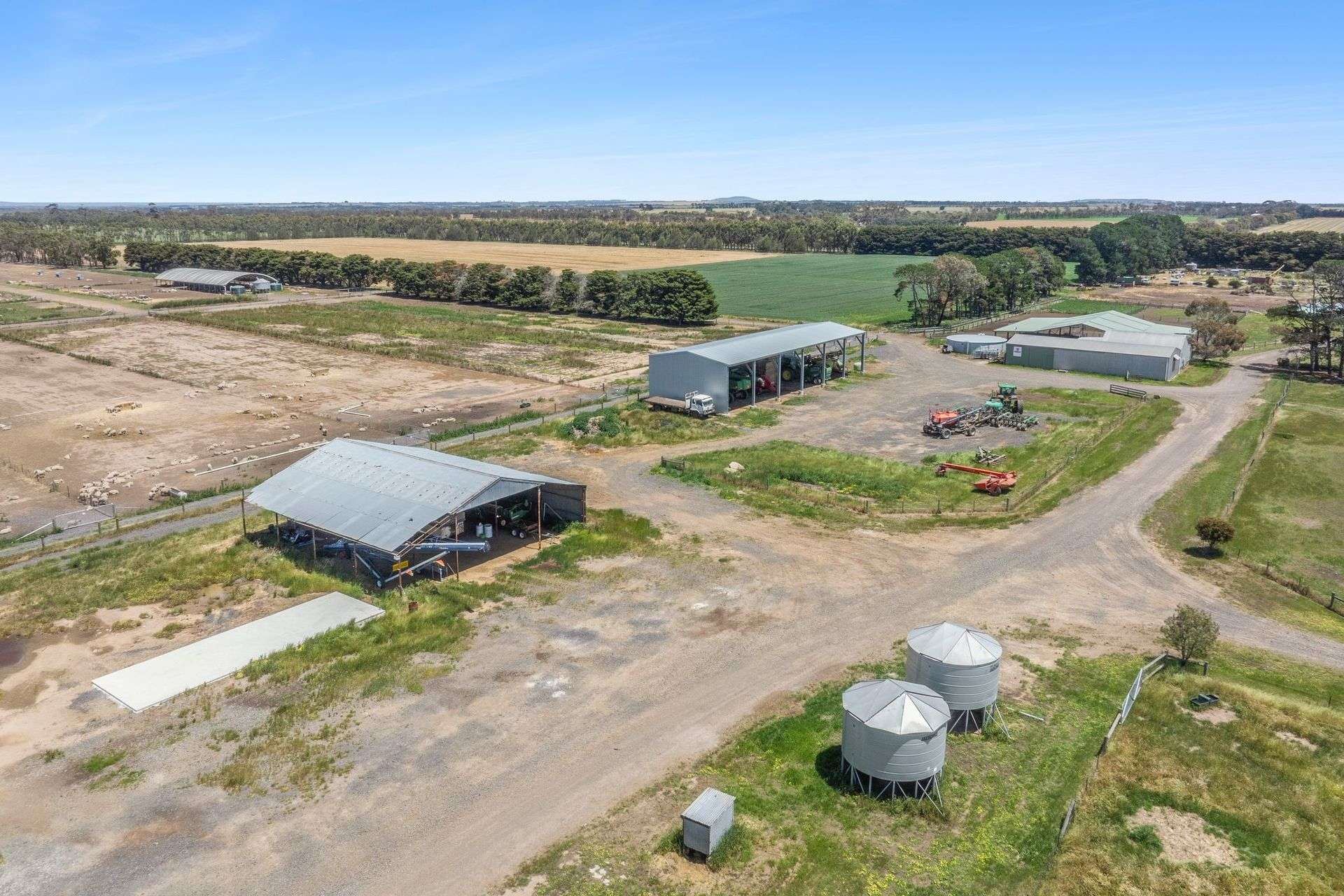 960 Inverleigh-Winchelsea Road, Inverleigh For Sale by Farmbuy.com - image 9