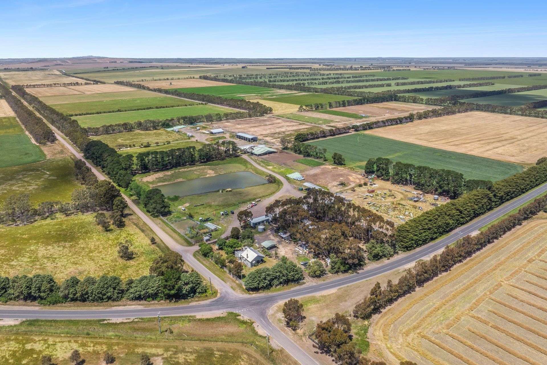 960 Inverleigh-Winchelsea Road, Inverleigh For Sale by Farmbuy.com - image 14