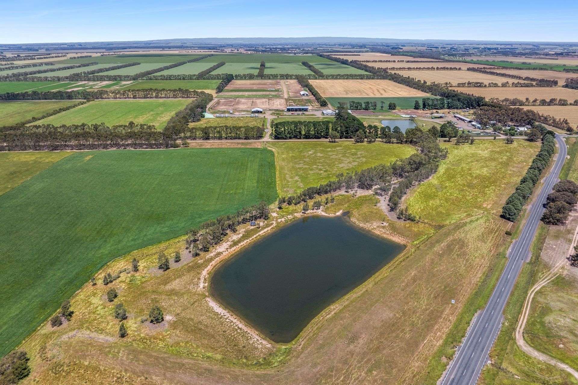960 Inverleigh-Winchelsea Road, Inverleigh For Sale by Farmbuy.com - image 22
