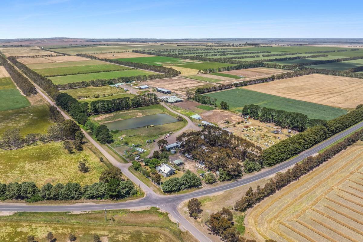 960 Inverleigh-Winchelsea Road, Inverleigh For Sale by Farmbuy.com - image 14