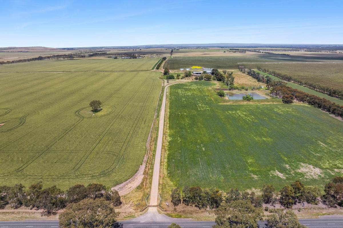 960 Inverleigh-Winchelsea Road, Inverleigh For Sale by Farmbuy.com - image 30