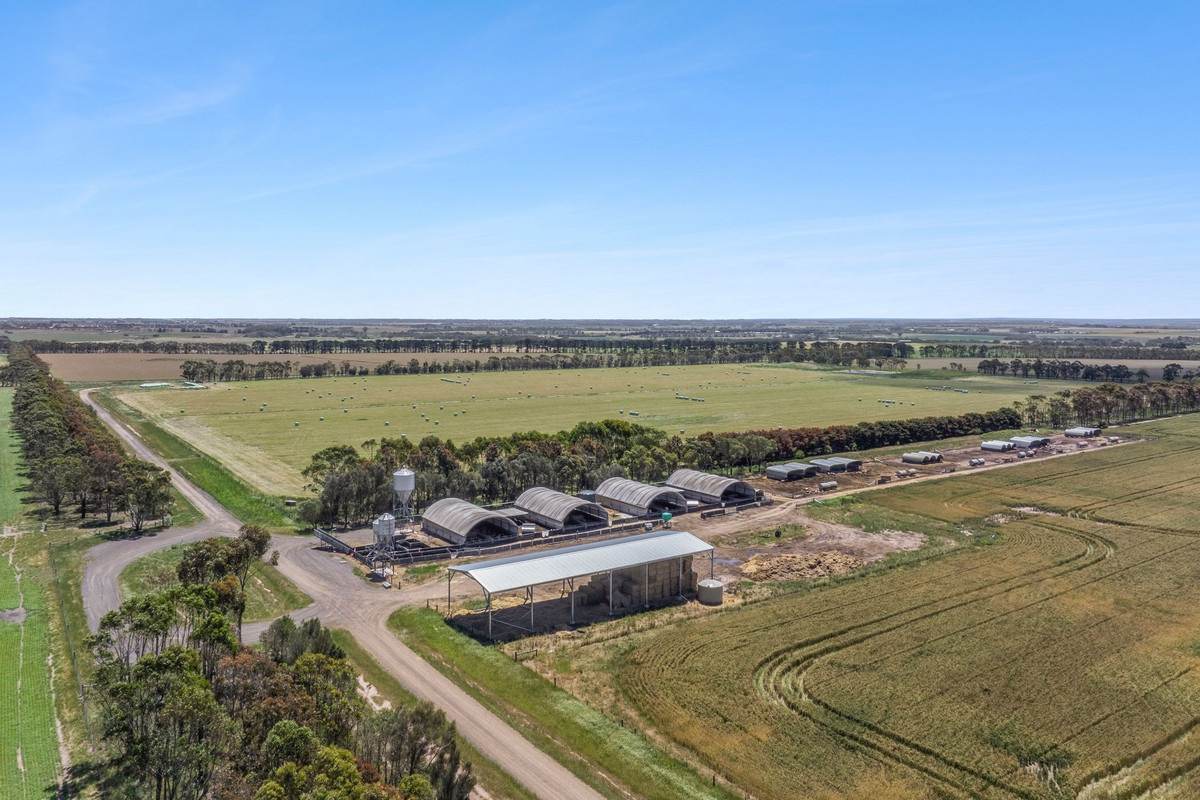 960 Inverleigh-Winchelsea Road, Inverleigh For Sale by Farmbuy.com - image 25