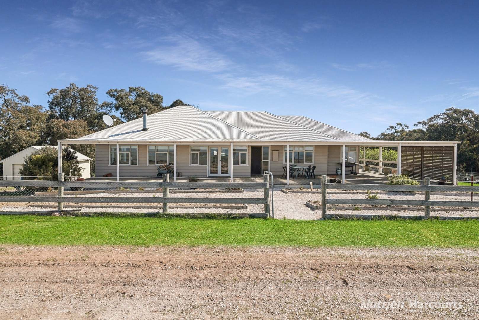 140 Split Staff Gully Road, Willowmavin For Sale by Farmbuy.com - image 2