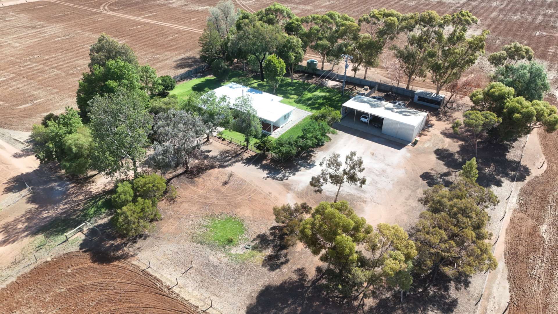 55 Steicke Road, Beverford For Sale by Farmbuy.com - image 2