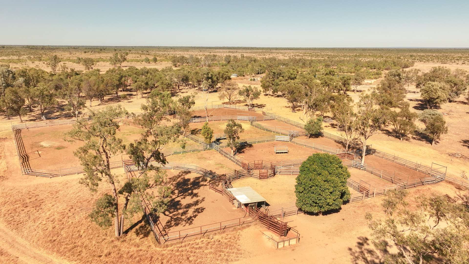 'East Top' Bygana Laglan Road, Clermont Tender by Farmbuy.com - image 14