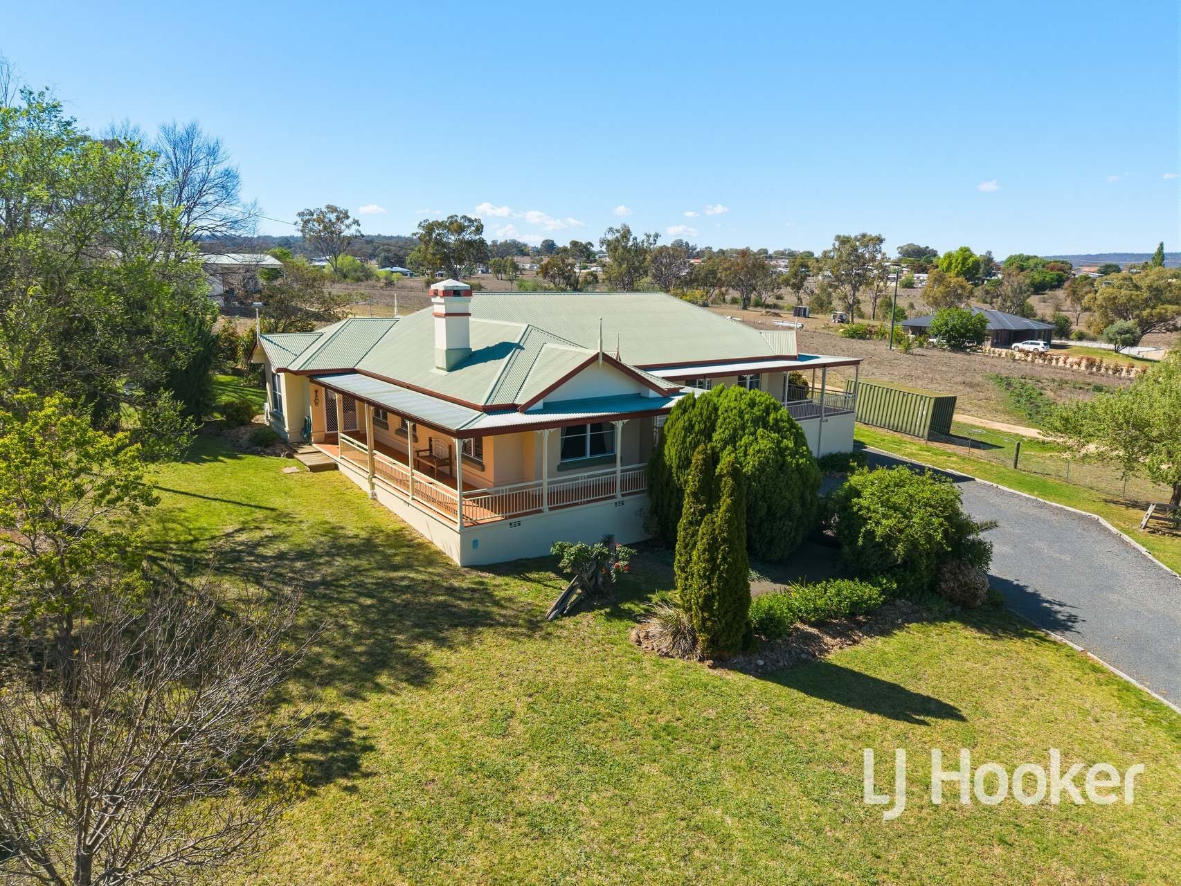 117B Moore Street, Inverell For Sale by Farmbuy.com - image 3