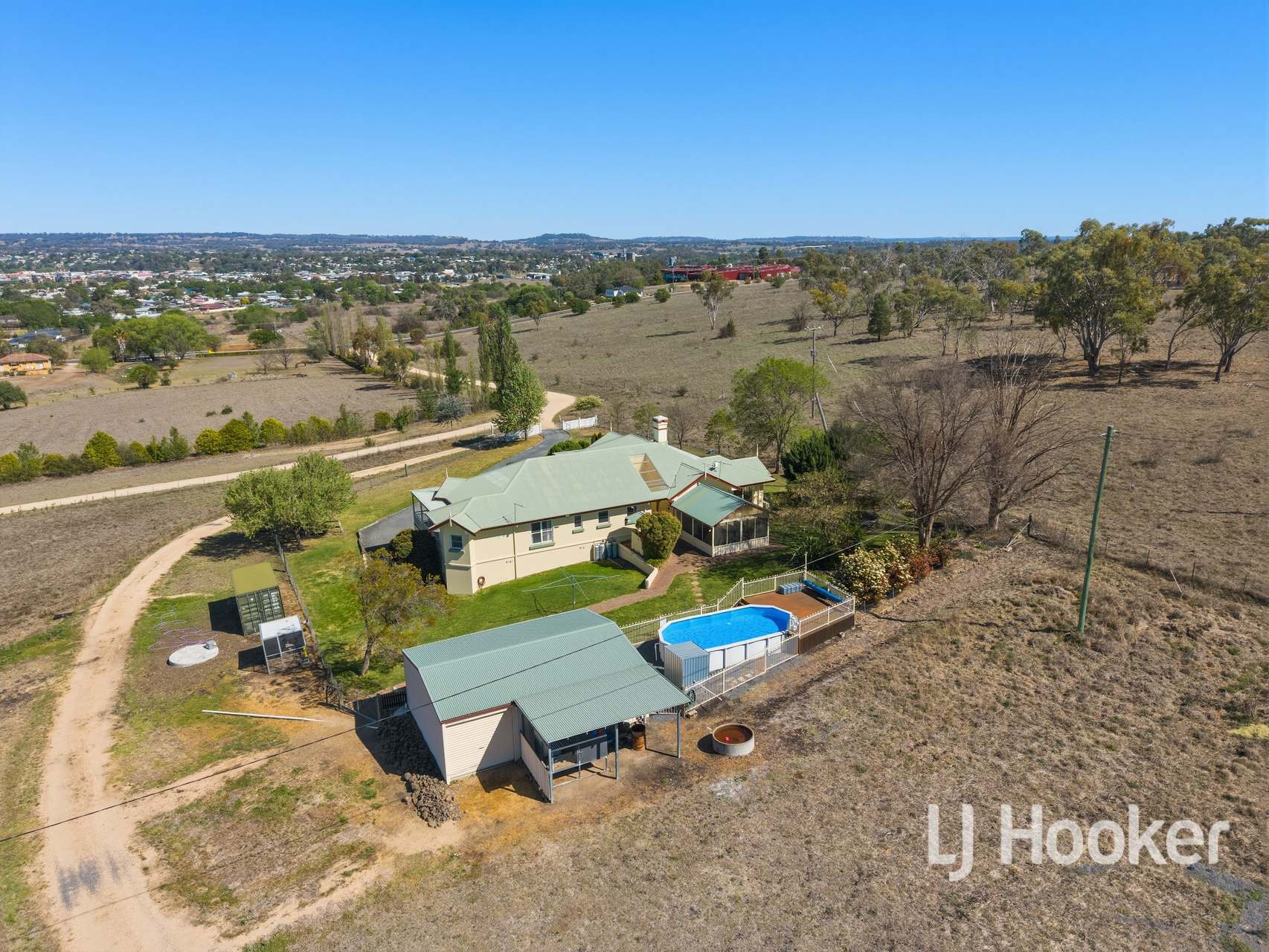117B Moore Street, Inverell For Sale by Farmbuy.com - image 32