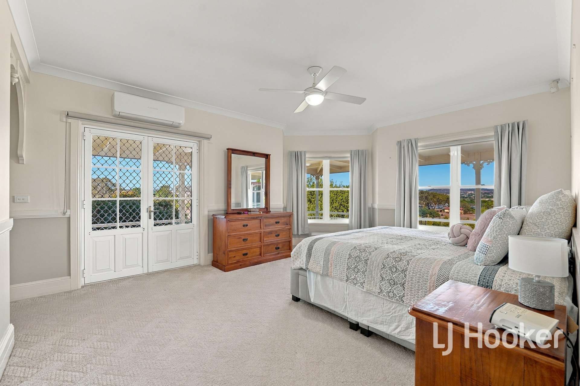 117B Moore Street, Inverell For Sale by Farmbuy.com - image 12