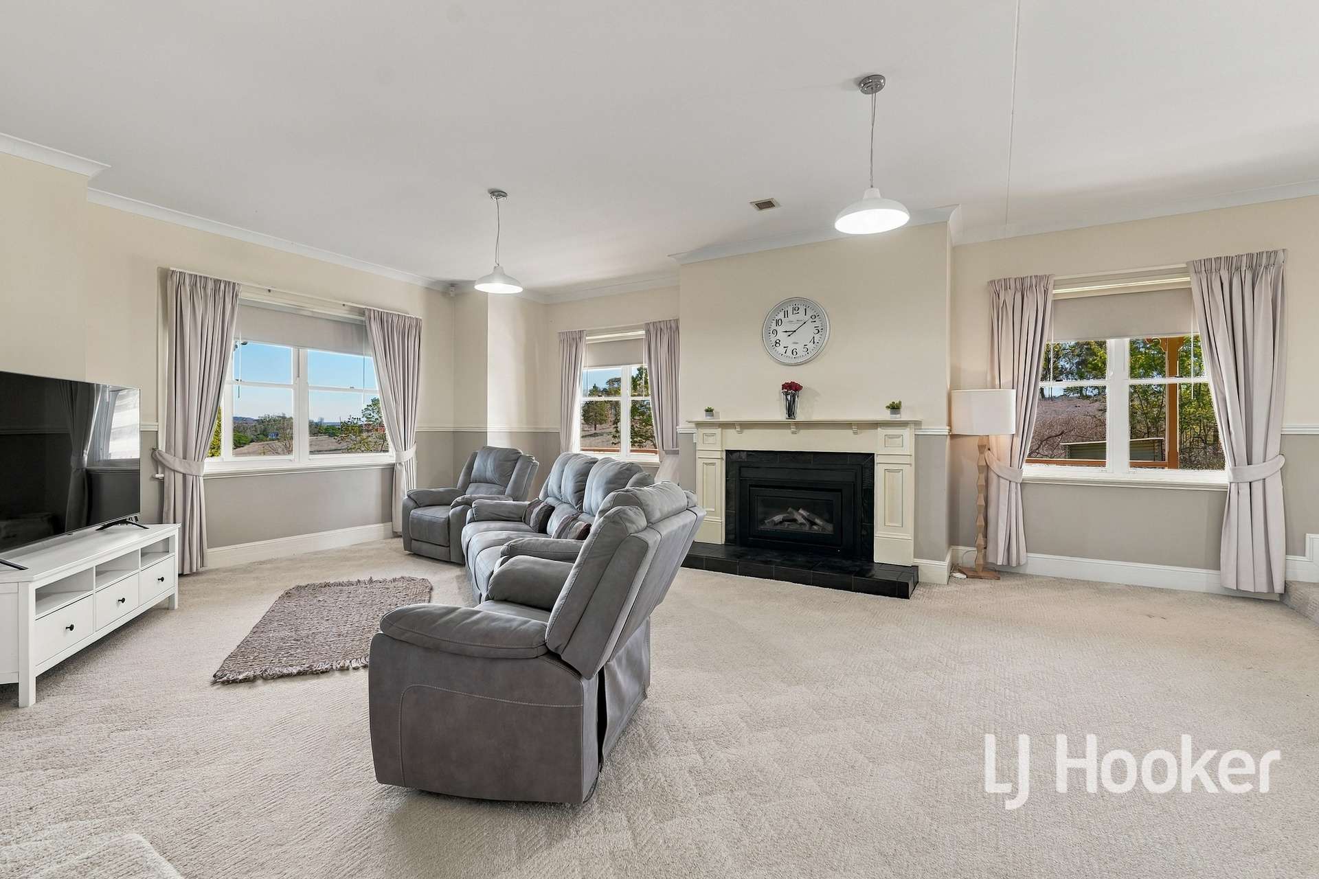 117B Moore Street, Inverell For Sale by Farmbuy.com - image 9