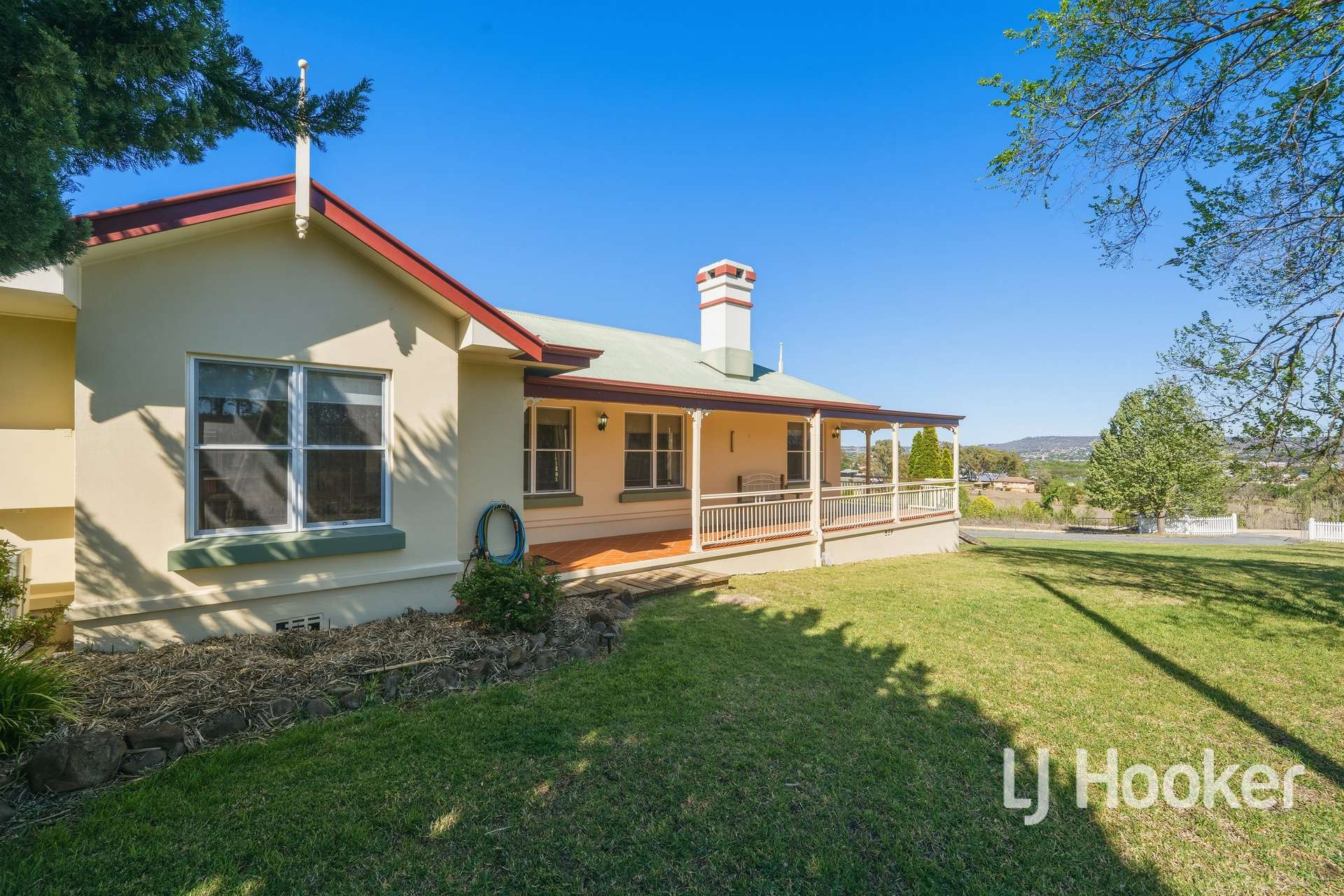 117B Moore Street, Inverell For Sale by Farmbuy.com - image 4