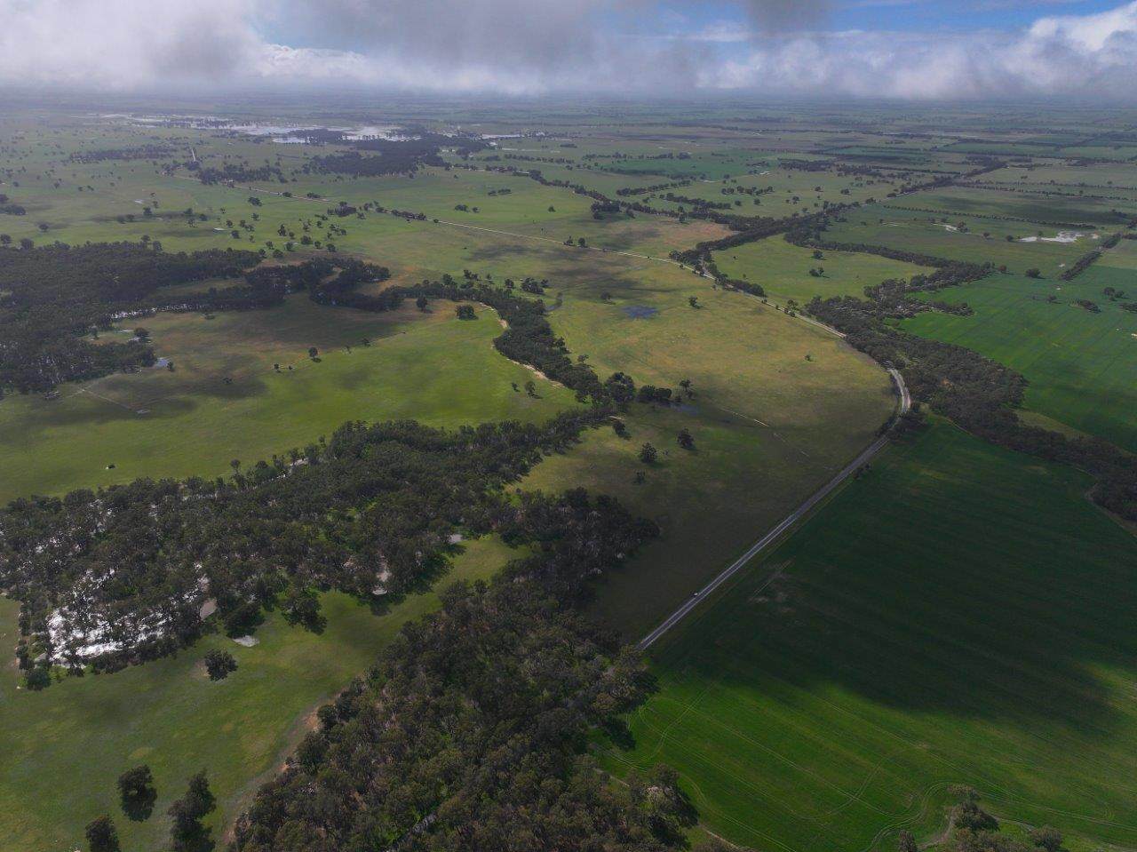 C/A Borung - Prairie Road & Hurstwood School Road, Bears Lagoon For Sale by Farmbuy.com - image 11