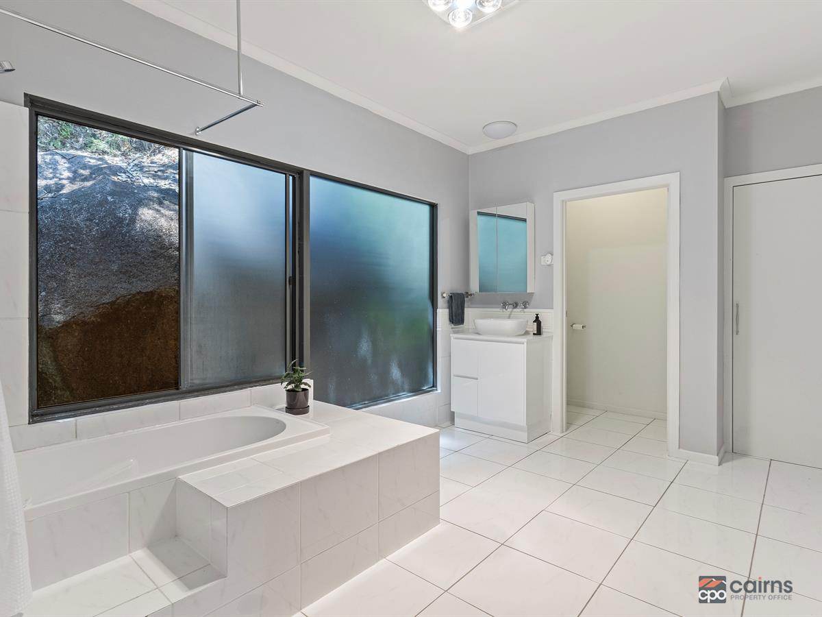 15 Pine Creek Yarrabah Road, East Trinity For Sale by Farmbuy.com - image 18