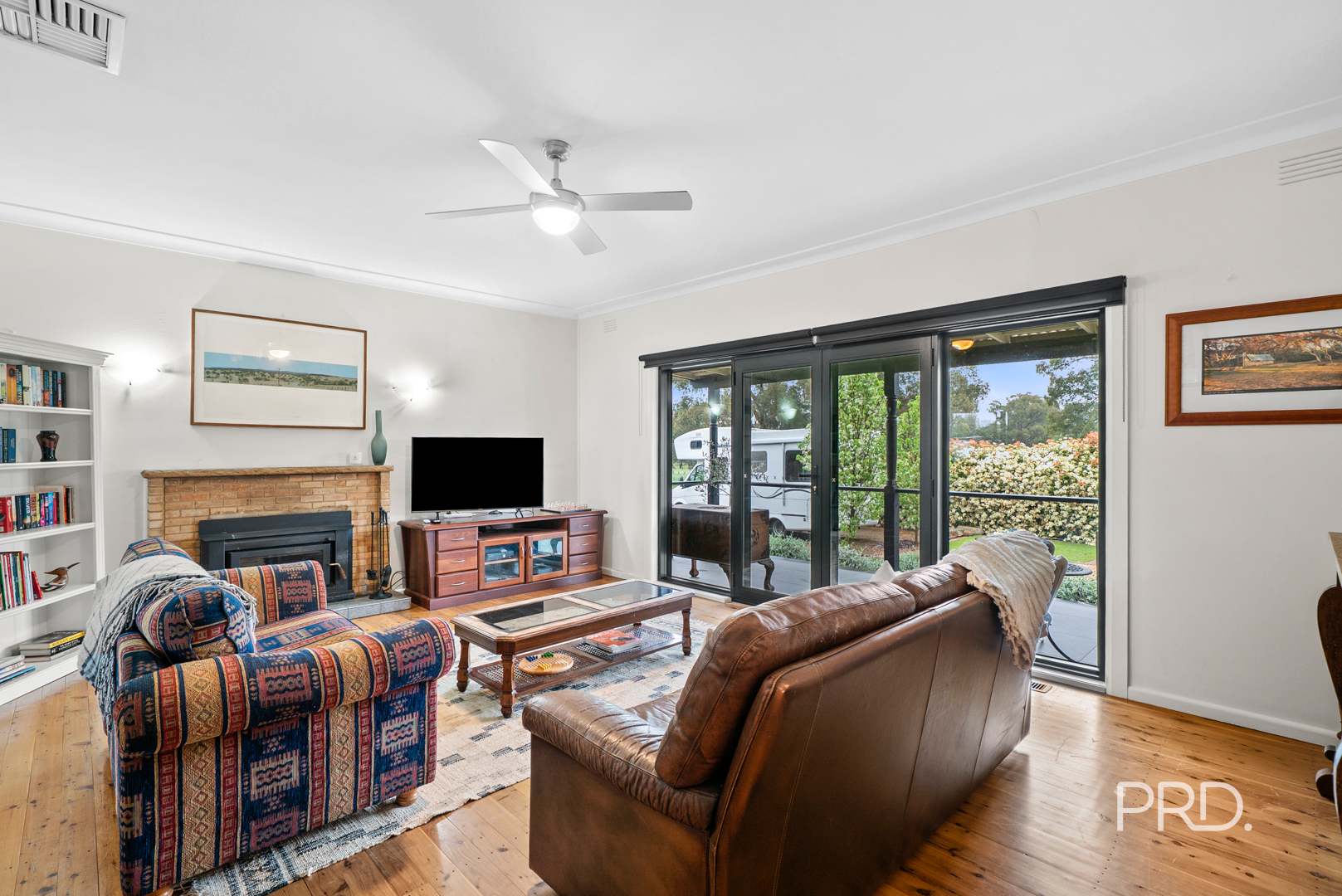 531 Kooringal Road, Lake Albert For Sale by Farmbuy.com - image 11