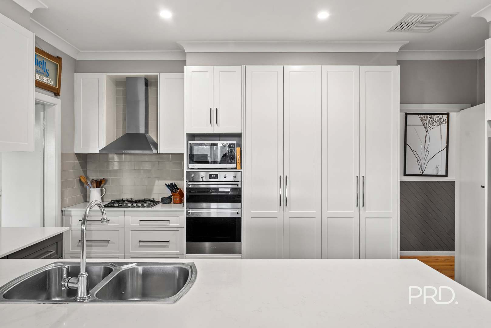 531 Kooringal Road, Lake Albert For Sale by Farmbuy.com - image 9